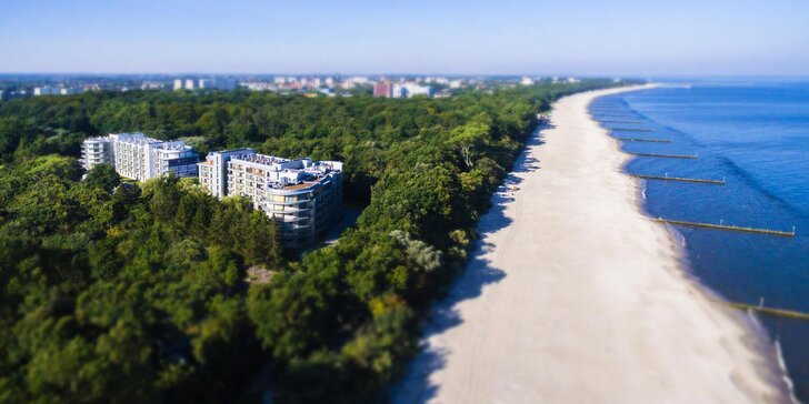 Pobyt v polském Kolobřehu: moderní apartmány až pro 4 os. přímo na pláži, neomezený wellness, dětský klub