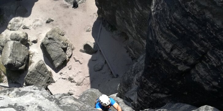 Cesta vzhůru: Kurz lezení na pískovcových skalách až pro 3 osoby