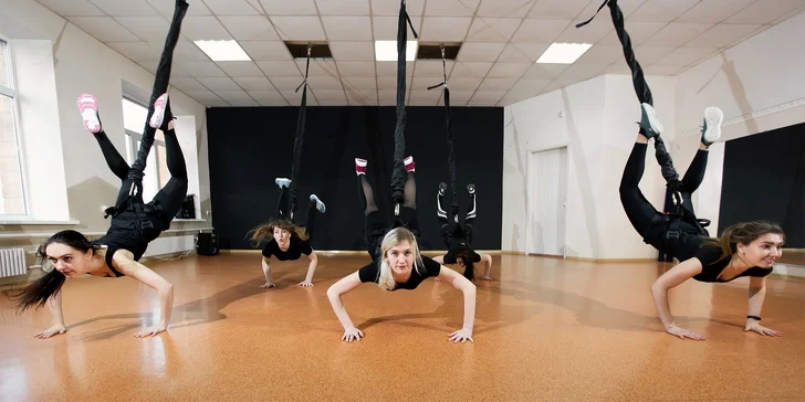 Bavte se a zároveň posilujte tělo: bungee fitness, pole dance nebo trampolínky