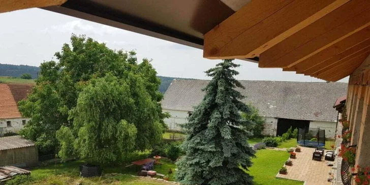 Pobyt se snídaní v útulném penzionu u Tábora s vinotékou a saunou