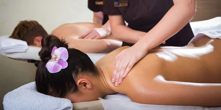 60 minut relaxace: thajská královská masáž pro jednoho nebo pár