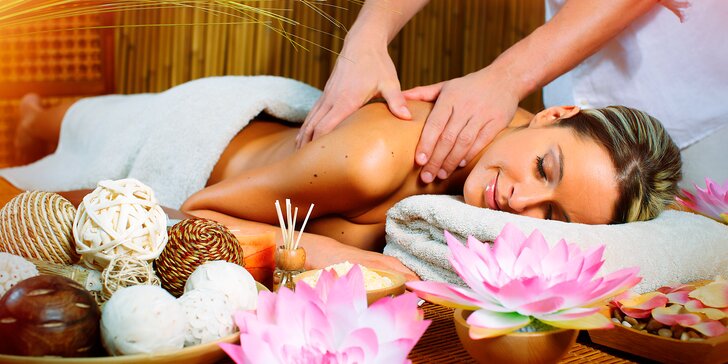 Relaxace pro jednoho nebo pro pár: thajská masáž podle výběru a infrasauna