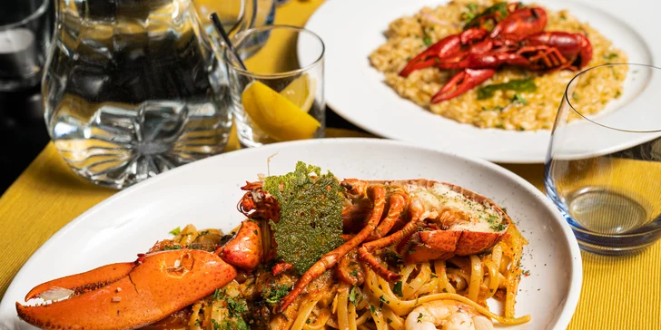 Chuť moře od italských kuchařů pro dva: risotto z garnátů, těstoviny s humrem i zmrzlina