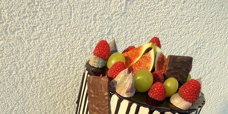 Cukrářský online kurz dle výběru: krémový dort, potahovaný dort a pečení makronek