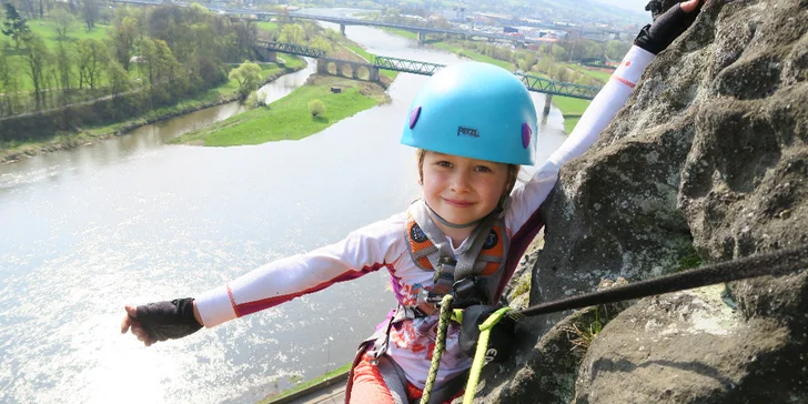 Via ferrata Pastýřská stěna: kurz základního lezení se zapůjčením vybavení