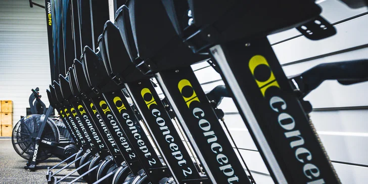 Čtyři lekce základů CrossFitu a tři celodenní vstupy na skupinovky