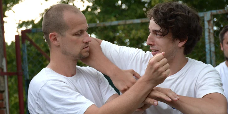 Měsíční vstup: Kung Fu a sebeobrana pro začátečníky ve škole Wing Chun