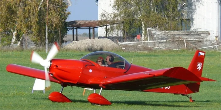 Moderní letoun Zenair CH 601: lety s výhledy na krajinu, zámky i hrady