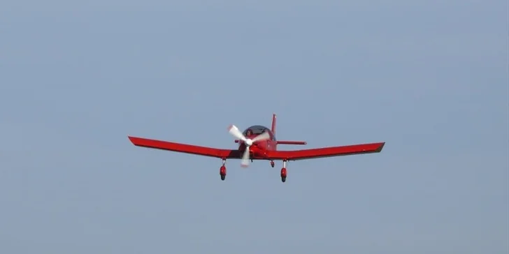 Moderní letoun Zenair CH 601: lety s výhledy na krajinu, zámky i hrady