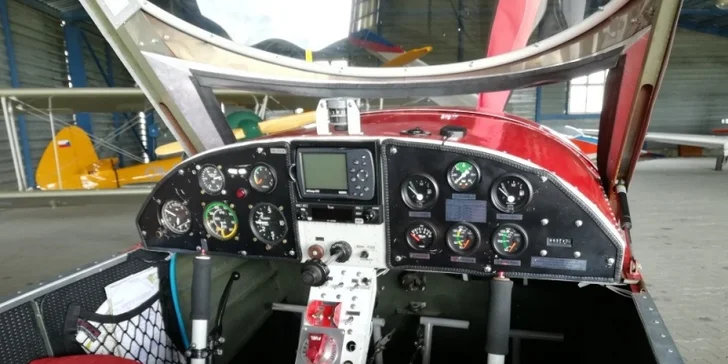 Moderní letoun Zenair CH 601: lety s výhledy na krajinu, zámky i hrady