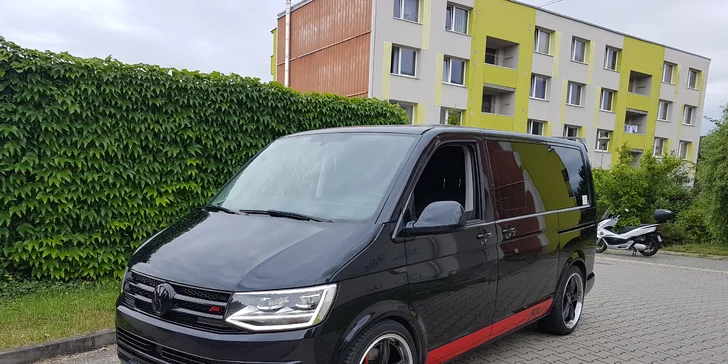 Čištění osobního auta: mytí interiéru suchou i mokrou cestou
