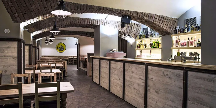 4× jiná chuť: burgerové degustační menu a hranolky, Cheese i Bacon a Jack Daniel's burger