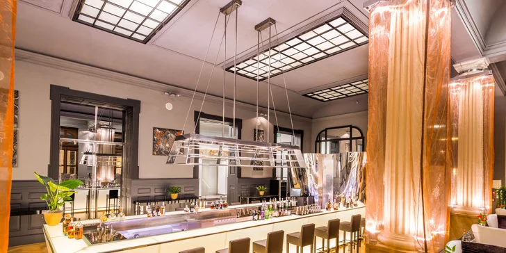 5* hotel v novorenesančním paláci v centru Prahy: luxusní pokoje, varianty se snídaní i vstupem do spa
