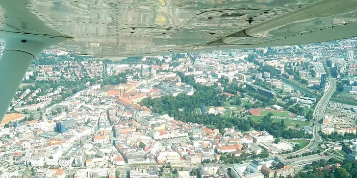 Vyhlídkové lety protrojici: to nejhezčí z Olomoucka a velký okruh Moravou