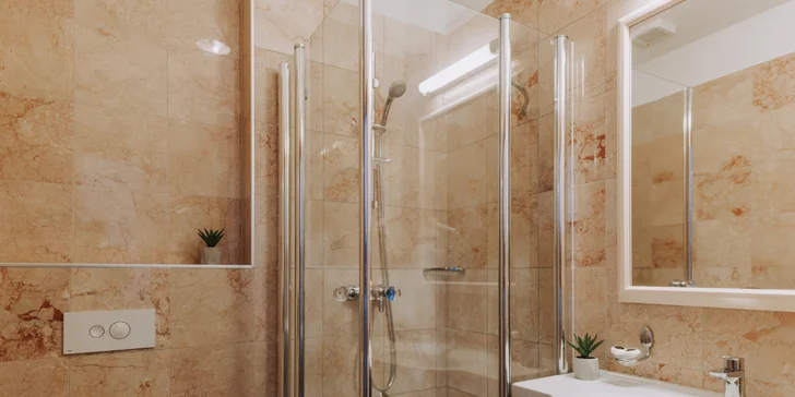 4* butikový hotel se snídaní na krásném ostrově Lošinj, přímo na promenádě