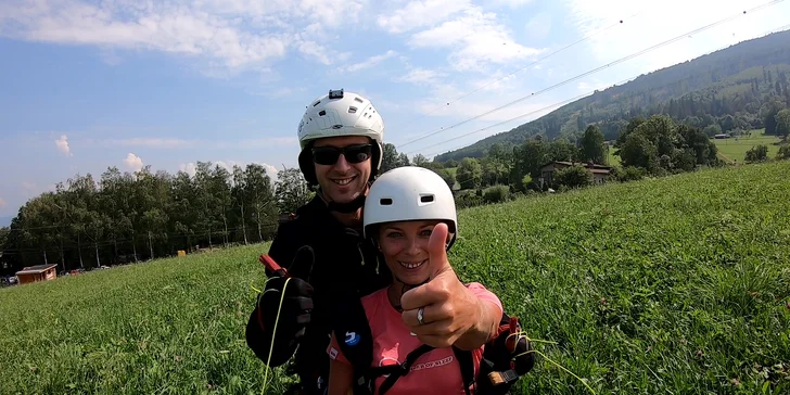 Tandemový paragliding: adrenalinový let v Beskydech pro 1 osobu