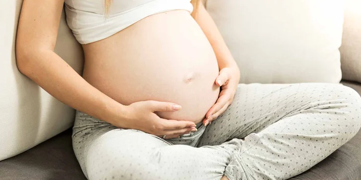 Těhotenská masáž přizpůsobena nastávající mamince přímo na míru