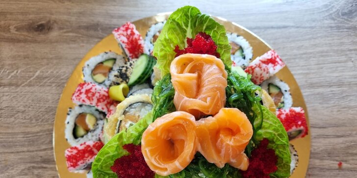 Dort z 57 nebo 62 ks sushi s rybami i avokádem v restauraci Zakup sushi