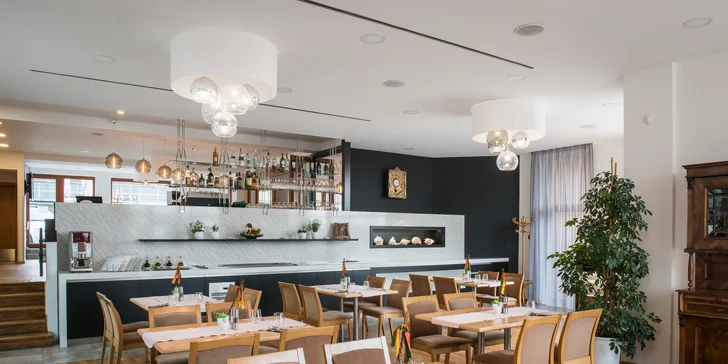 Pobyt v Praze: elegantní hotel v Troji se snídaní a welcome drinkem