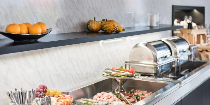 Pobyt v Praze: elegantní hotel v Troji se snídaní a welcome drinkem