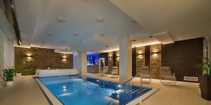 Železné hory: 4* hotel s neomezeným wellness, bazénem a polopenzí, jen 6 km od Seče