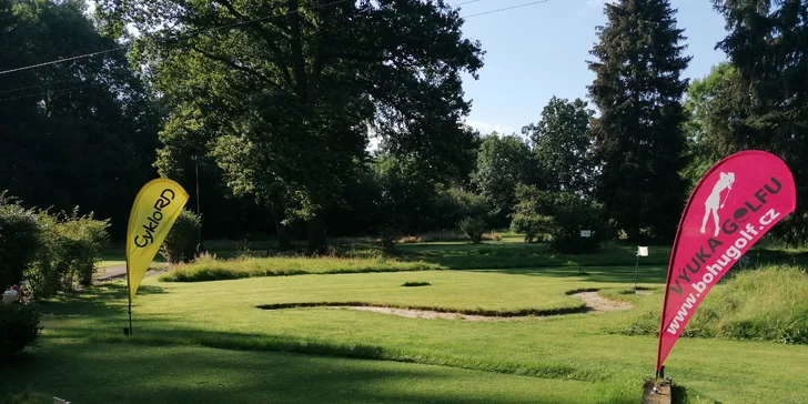 Zkuste golf jinak: denní nebo noční hra footgolfu pro 2 až 8 osob