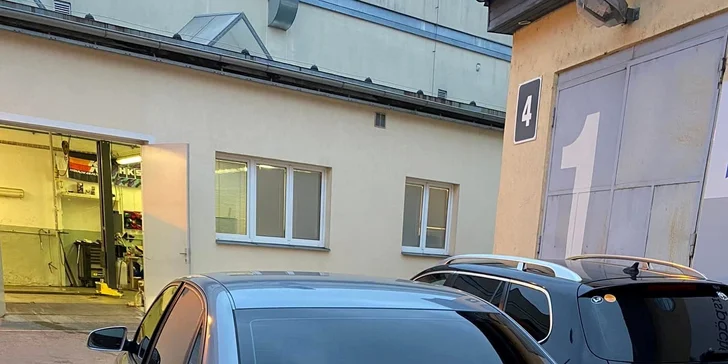 Kompletní počítačová diagnostika vozu i přezutí pneumatik vč. vyvážení a nahuštění