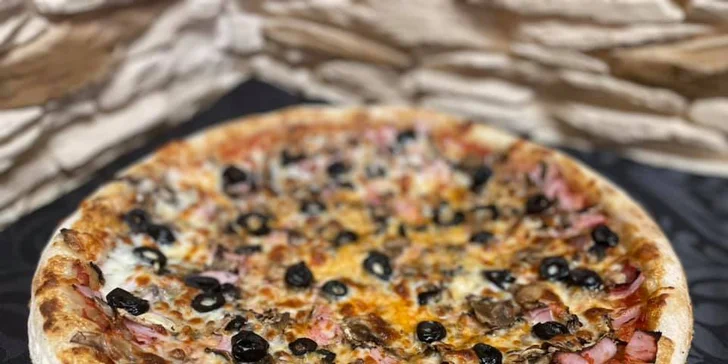Italská dobrota: dvě pizzy o průměru 34 cm podle výběru z 10 druhů