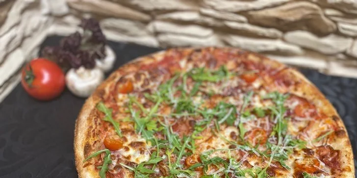 Italská dobrota: dvě pizzy o průměru 34 cm podle výběru z 10 druhů