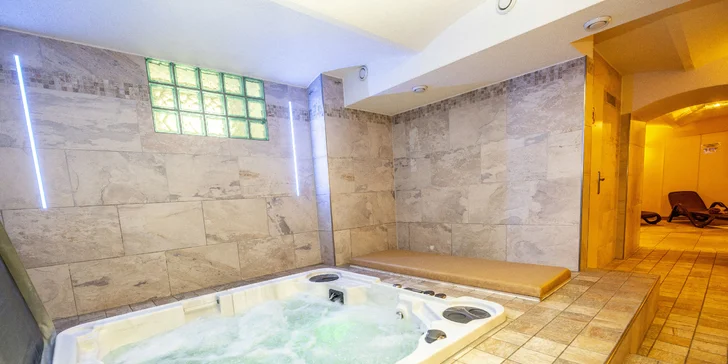 Relax pro dva v Krušných horách: polopenze a vstup do wellness