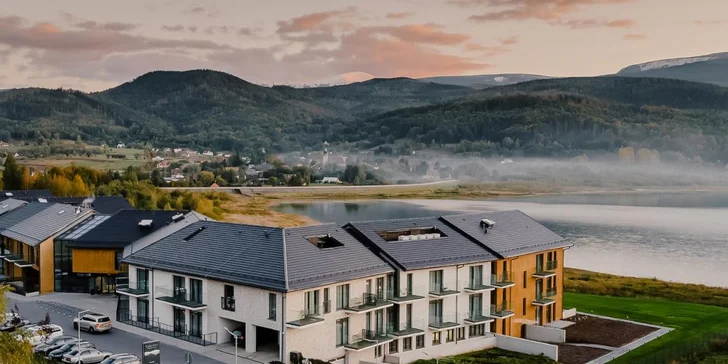 Pobyt v luxusním resortu v polských Krkonoších: jídlo a neomezený wellness