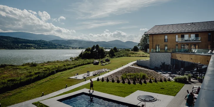 Pobyt v luxusním resortu v polských Krkonoších: jídlo a neomezený wellness