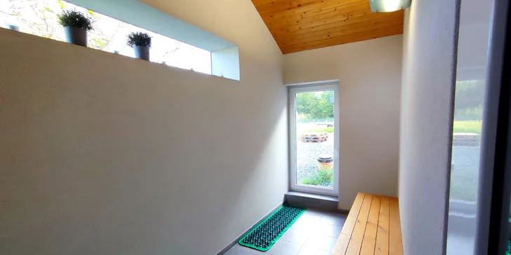 Sport a relax: hodina badmintonu nebo ping-pongu i sauna se sektem pro 2