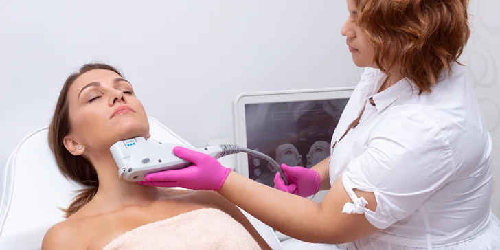 Odstranění podbradku pomocí injekční lipolýzy nebo HIFU Ultherapy