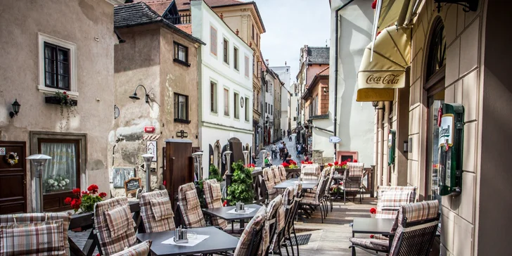 Pobyt v centru Českého Krumlova: elegantní pokoje, snídaně i večeře a slevy