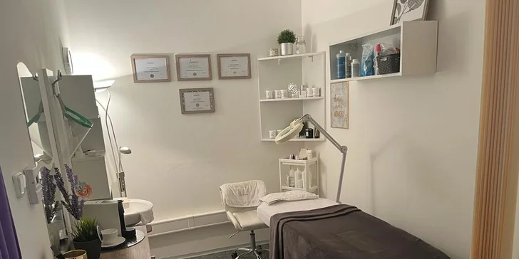 Pro svůdný pohled: lash lifting, barvení řas i barvení a úprava obočí
