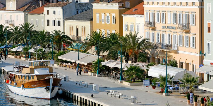 4* butikový hotel se snídaní na krásném ostrově Lošinj, přímo na promenádě