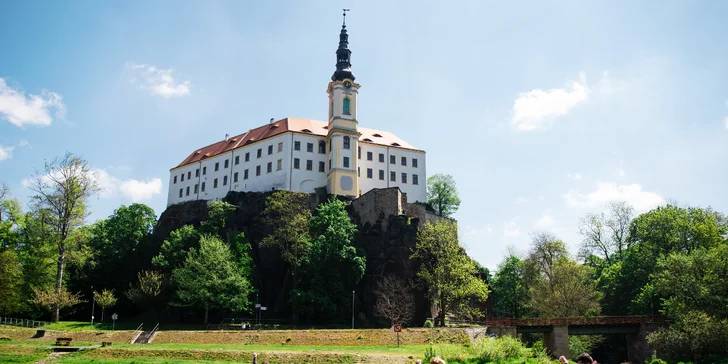 Výletujte aktivně: tandemové kolo, raft, kanoe, koloběžky, via ferrata i paddleboardy