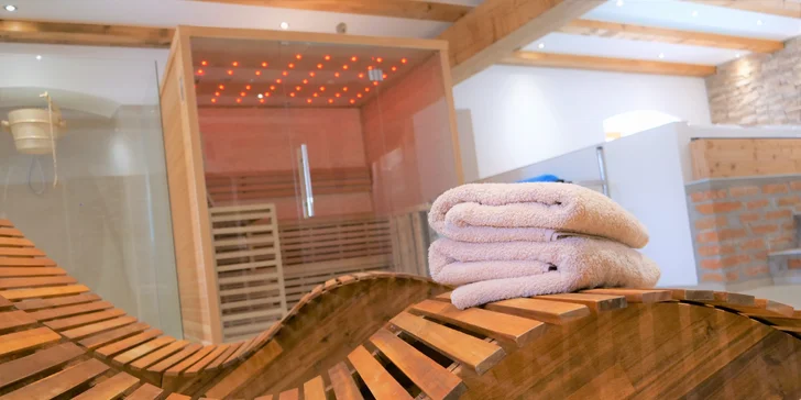 Rodinná dovolená na jižní Moravě: snídaně nebo polopenze i privátní wellness pro 4 osoby