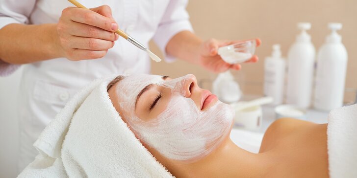 Kosmetické ošetření s čištěním pleti či liftingové ošetření s aplikací alginátové masky