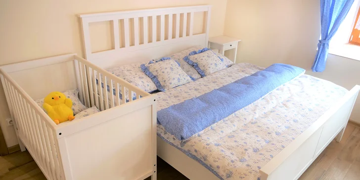 Rodinná dovolená na jižní Moravě: snídaně nebo polopenze i privátní wellness pro 4 osoby