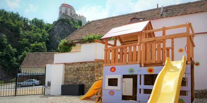 Rodinná dovolená na jižní Moravě: snídaně nebo polopenze i privátní wellness pro 4 osoby