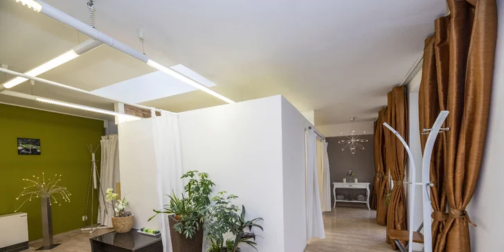 Kosmetické ošetření pleti Unstress De Luxe s liftingovou masáží