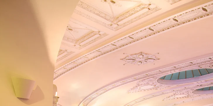 Romantika v Praze: secesní hotel v rezidenční části Žižkova se snídaní