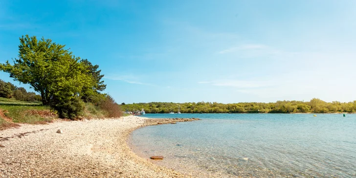 Dovolená v Poreči: 5* kemp s bazény, mobilní domky nebo glamping až pro 6 osob, 800 m od pláže