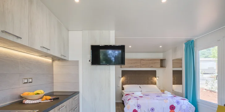 Dovolená v Poreči: 5* kemp s bazény, mobilní domky nebo glamping až pro 6 osob, 800 m od pláže