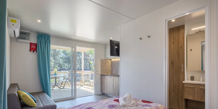 Dovolená v Poreči: 5* kemp s bazény, mobilní domky nebo glamping až pro 6 osob, 800 m od pláže