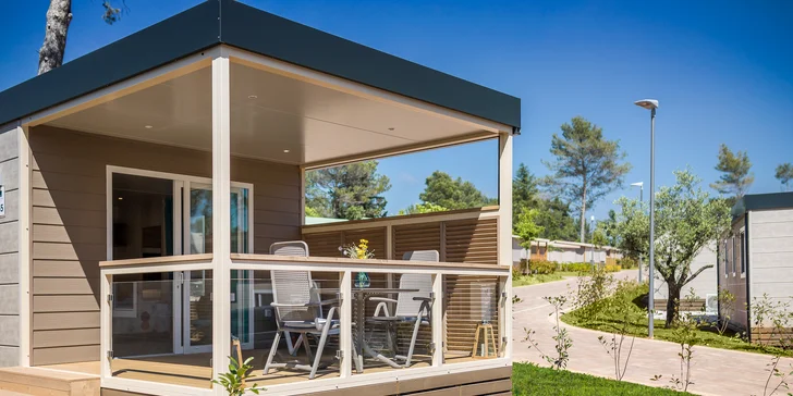 Dovolená v Poreči: 5* kemp s bazény, mobilní domky nebo glamping až pro 6 osob, 800 m od pláže