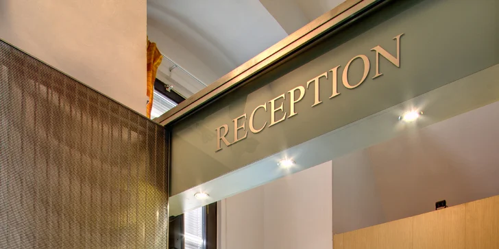 Romantický pobyt v Praze na Hradčanech: hotel v zahradě Strahovského kláštera se snídaní