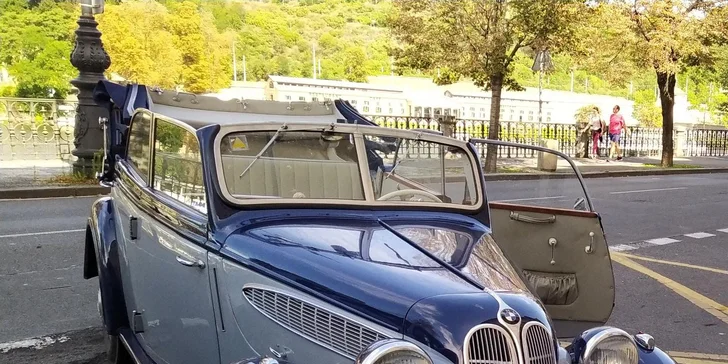 Projížďka luxusním veteránem BMW z roku 1938 s osobním řidičem až pro 3 osoby